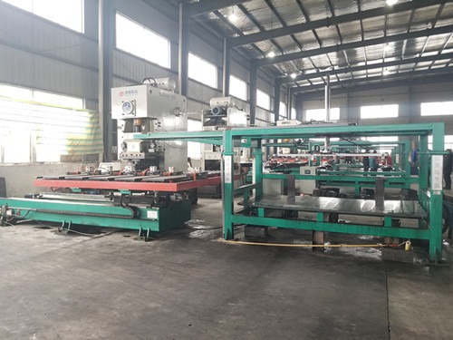 大圓片(pian)自動落(luo)料機是(shi)怎麽工(gong)作的