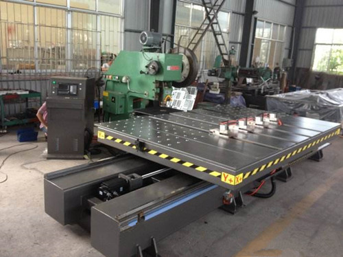 購買數控(kong)送料機有(you)哪些注意(yi)事項